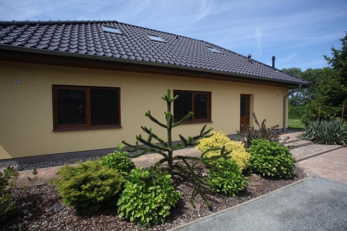 Ferienhaus Jule Pudagla Exteriör bild